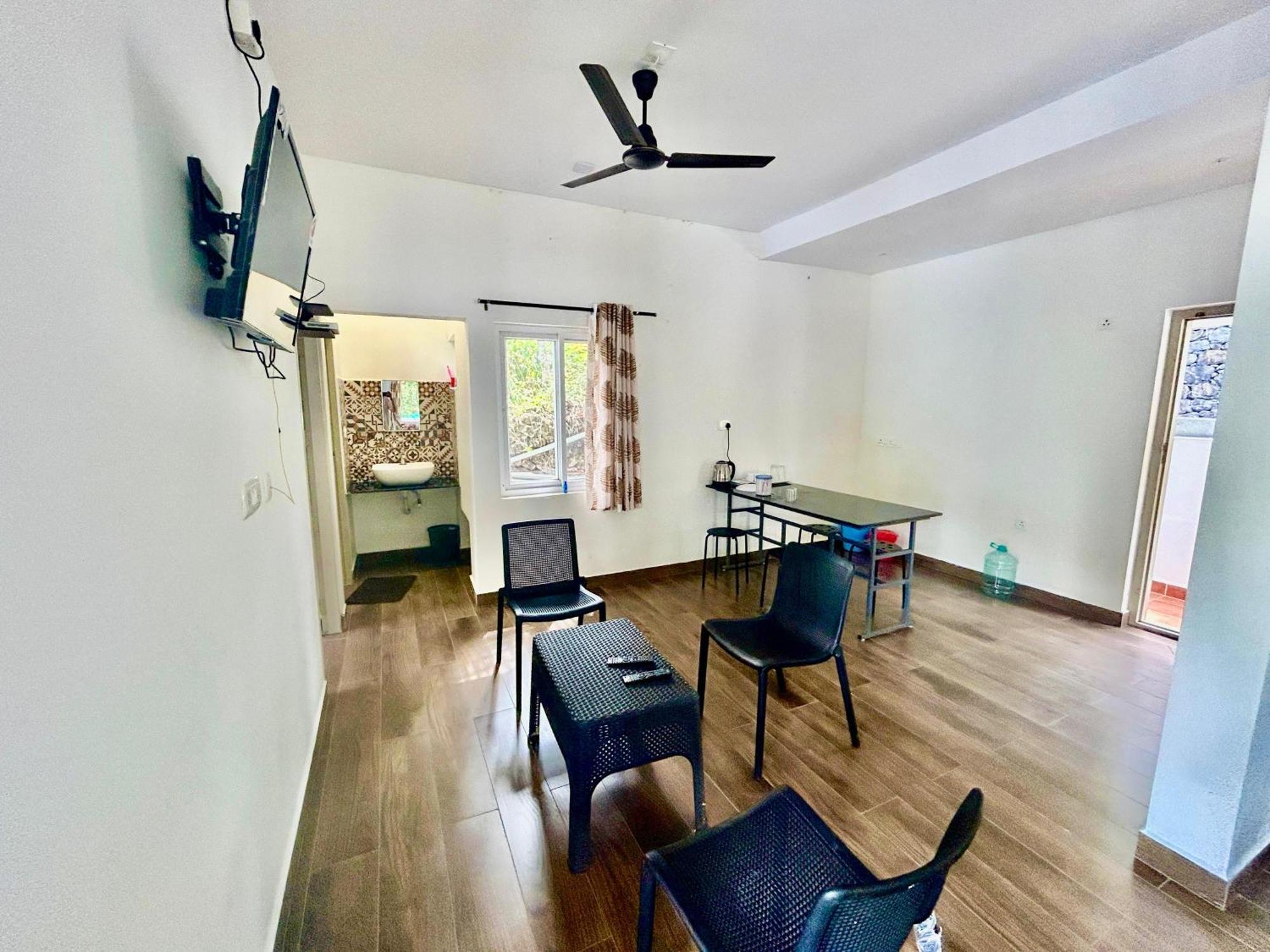 Misty Heights Peermade - Private Mountain Villa Retreat Vandiperiyār Εξωτερικό φωτογραφία