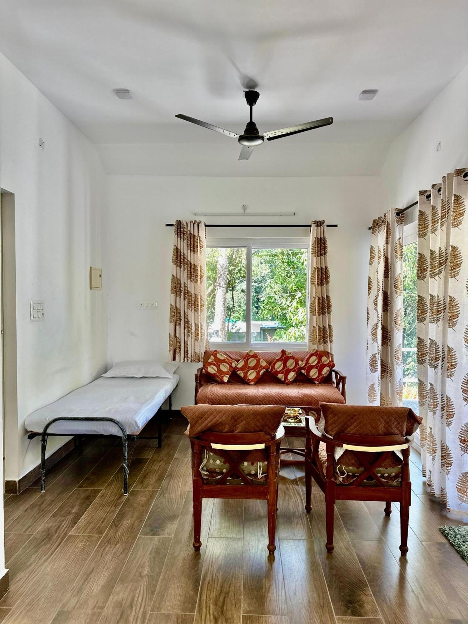 Misty Heights Peermade - Private Mountain Villa Retreat Vandiperiyār Εξωτερικό φωτογραφία